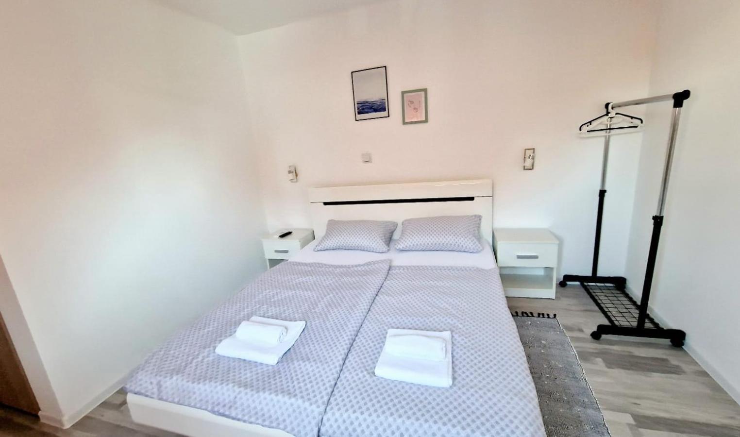 Cozy Room Peny คาร์โลวัตส์ ภายนอก รูปภาพ